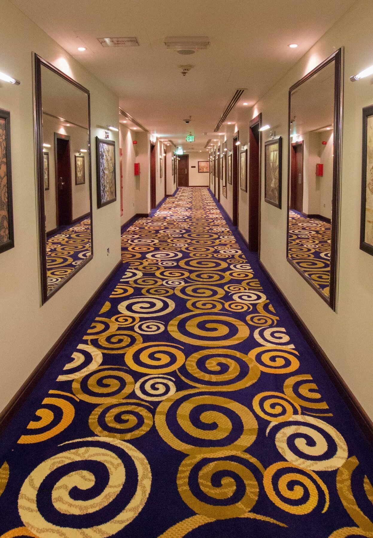 Strato Hotel By Warwick Доха Экстерьер фото